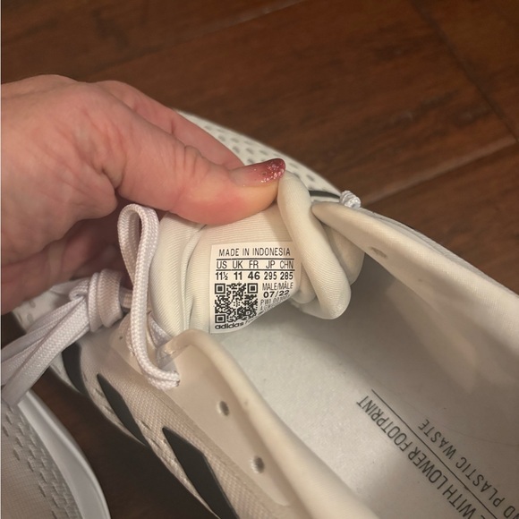 Adidas Supernova White and Black Running Shoes new size 11.5 - Picture 4 of 7